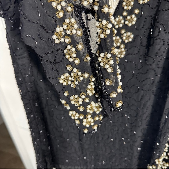 NWT Papell Studio embellished 100% silk tunic top, size small - Picture 9 of 16